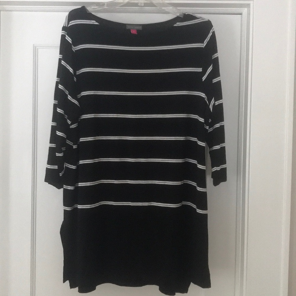Vince Camuto tunic top.  Like new!